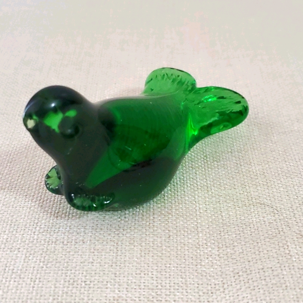 Vintage Art Glass Animal Green Seal Figurine